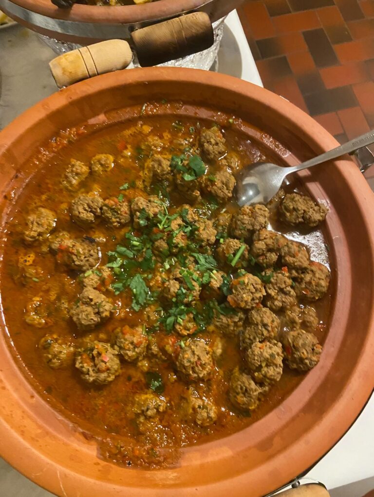 Tajine mit Hackbällchen